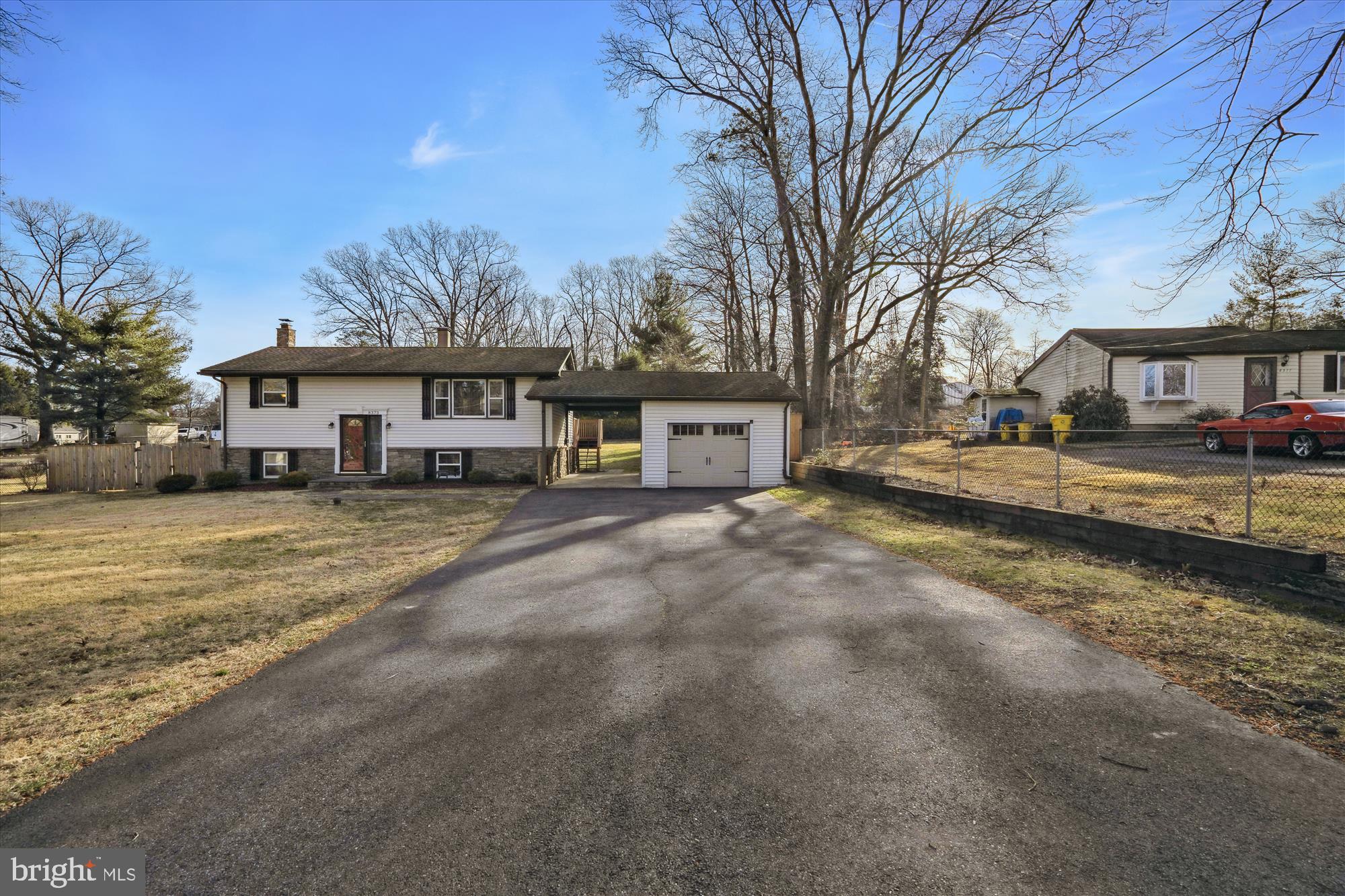 ELVATON ACRES - Residential