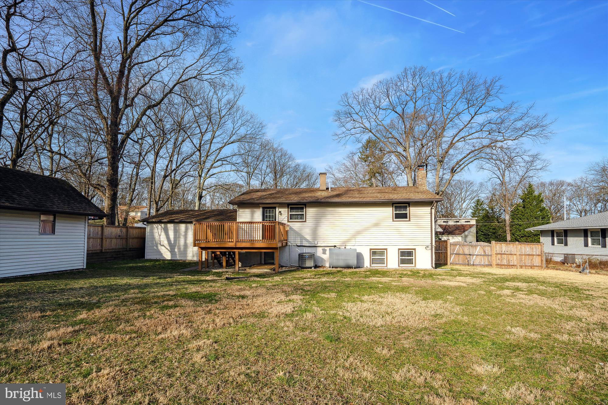 ELVATON ACRES - Residential