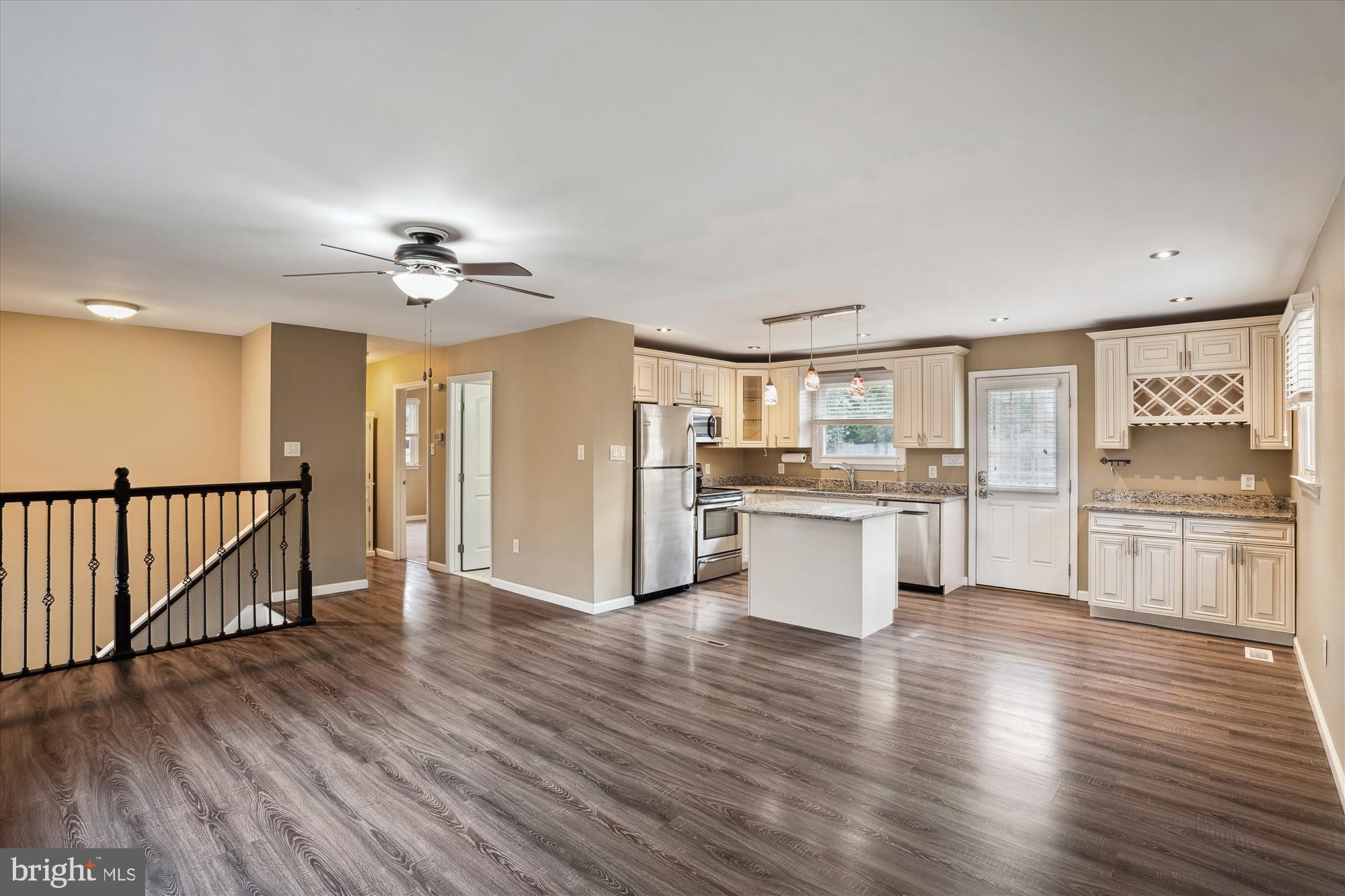 ELVATON ACRES - Residential