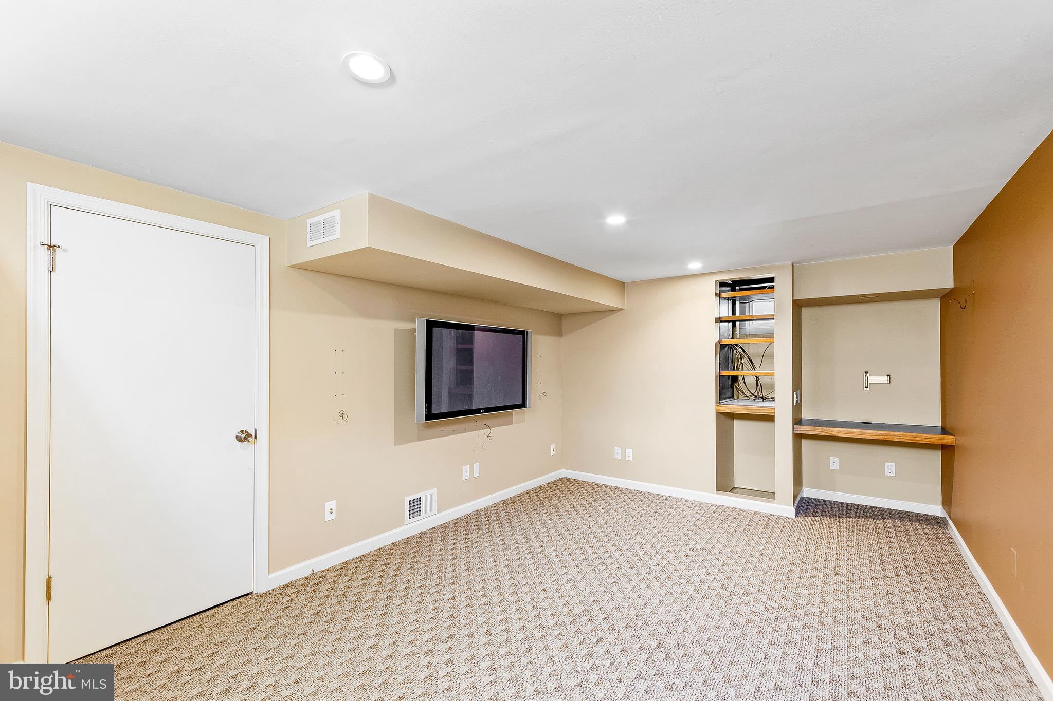 PATUXENT HOMES - Residential