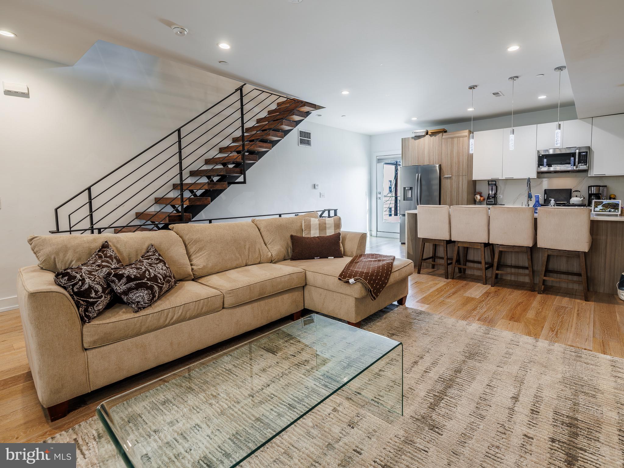 119 GREENWICH STREET 6