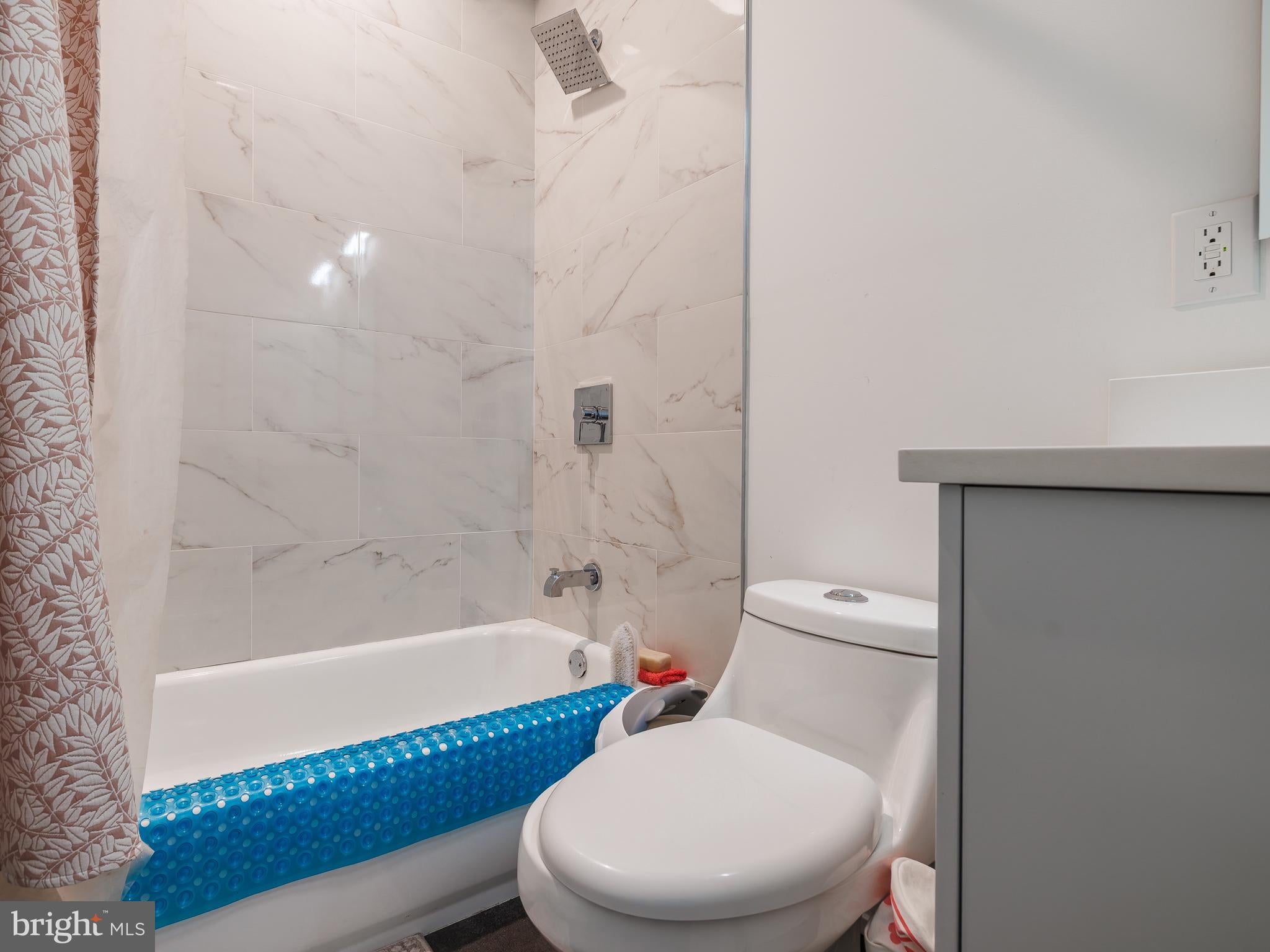 119 GREENWICH STREET 6