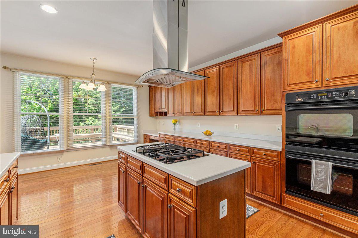 5645 TOWER HILL CIRCLE