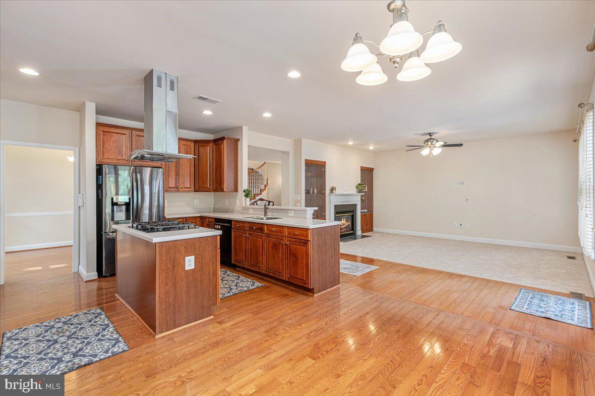 5645 TOWER HILL CIRCLE