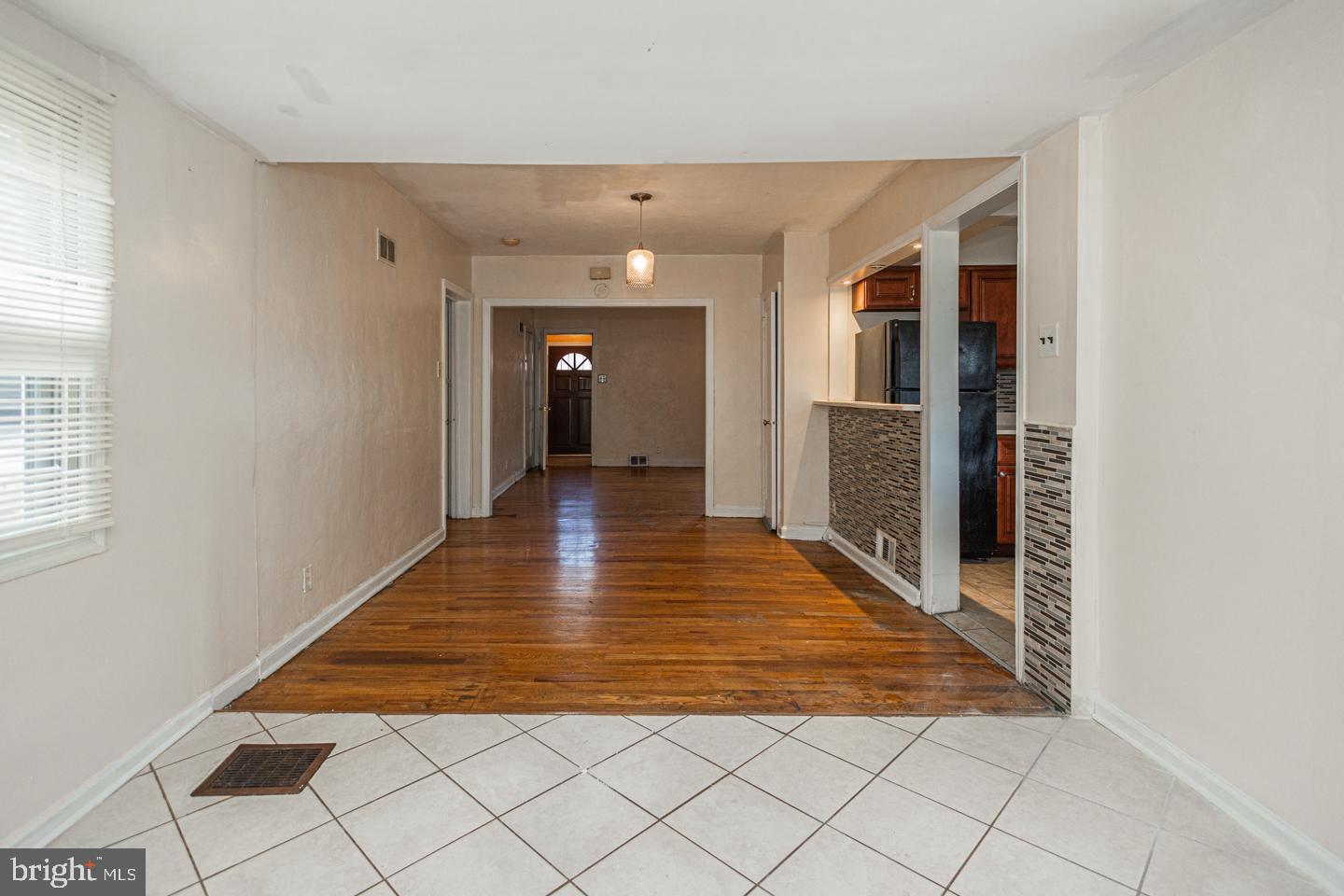 CRESTMONT - Residential Lease