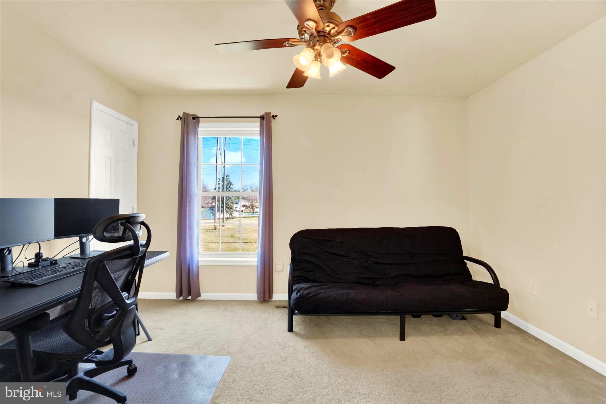 WELLINGTON GREENS - Residential