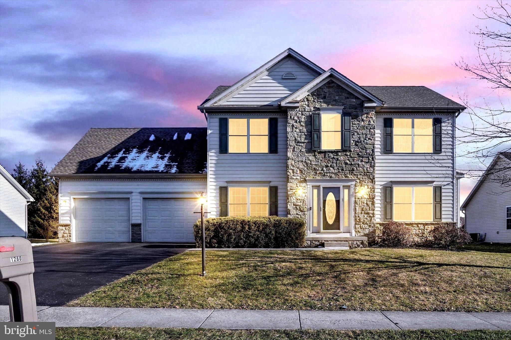 WELLINGTON GREENS - Residential