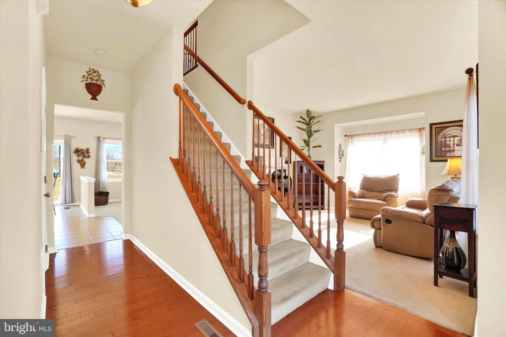 WELLINGTON GREENS - Residential