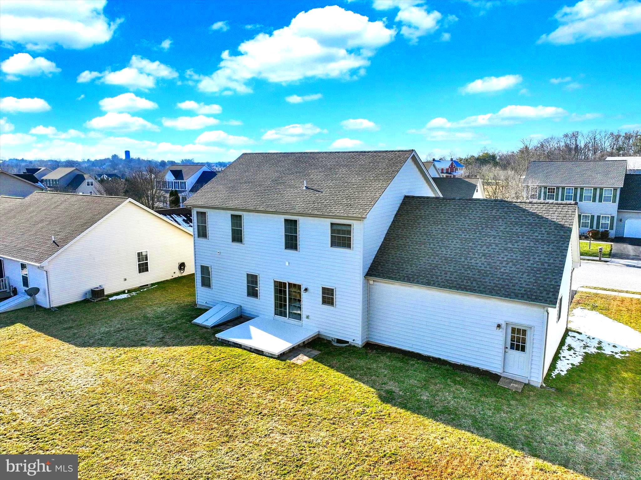 WELLINGTON GREENS - Residential