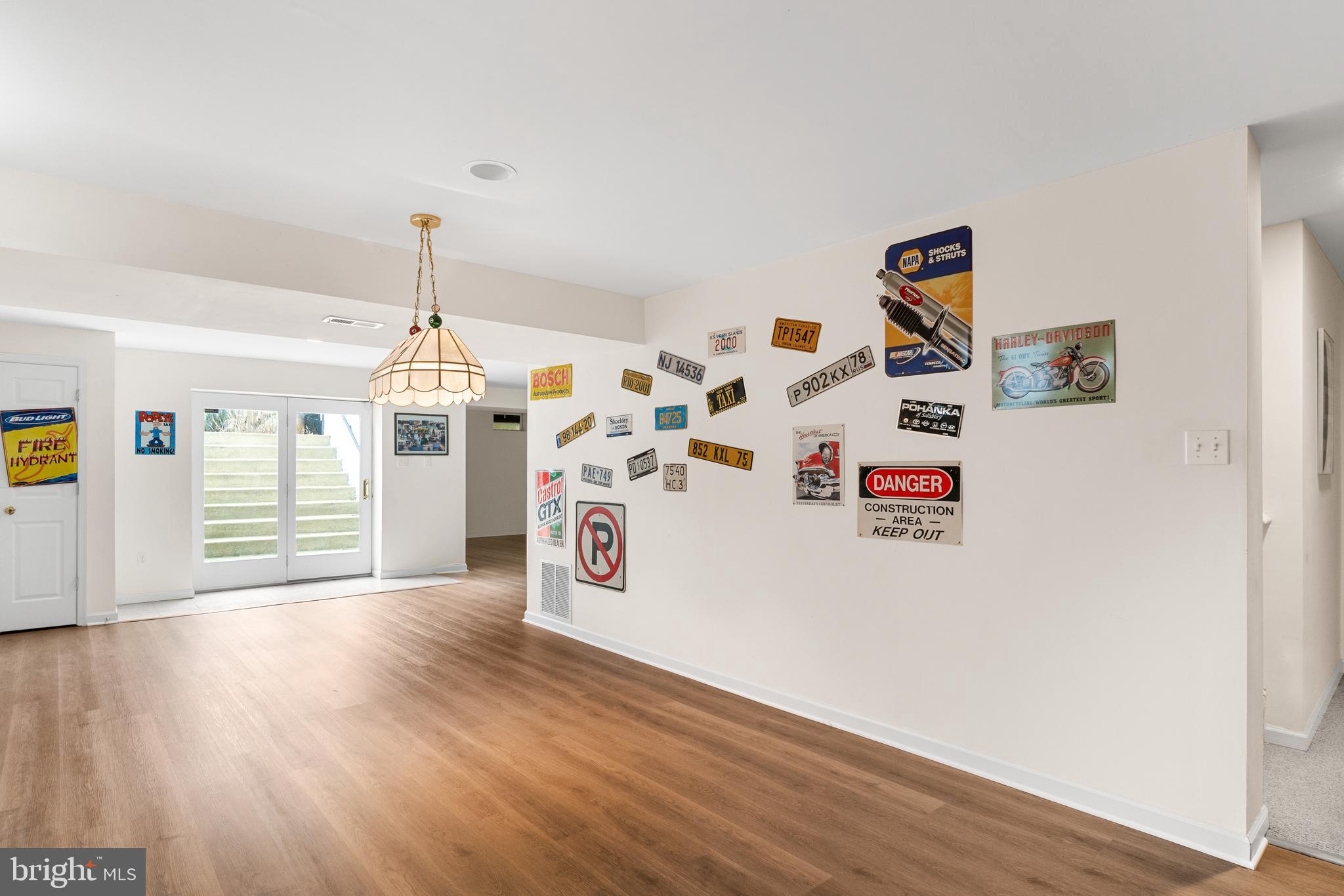 BROOKE MANOR - Residential