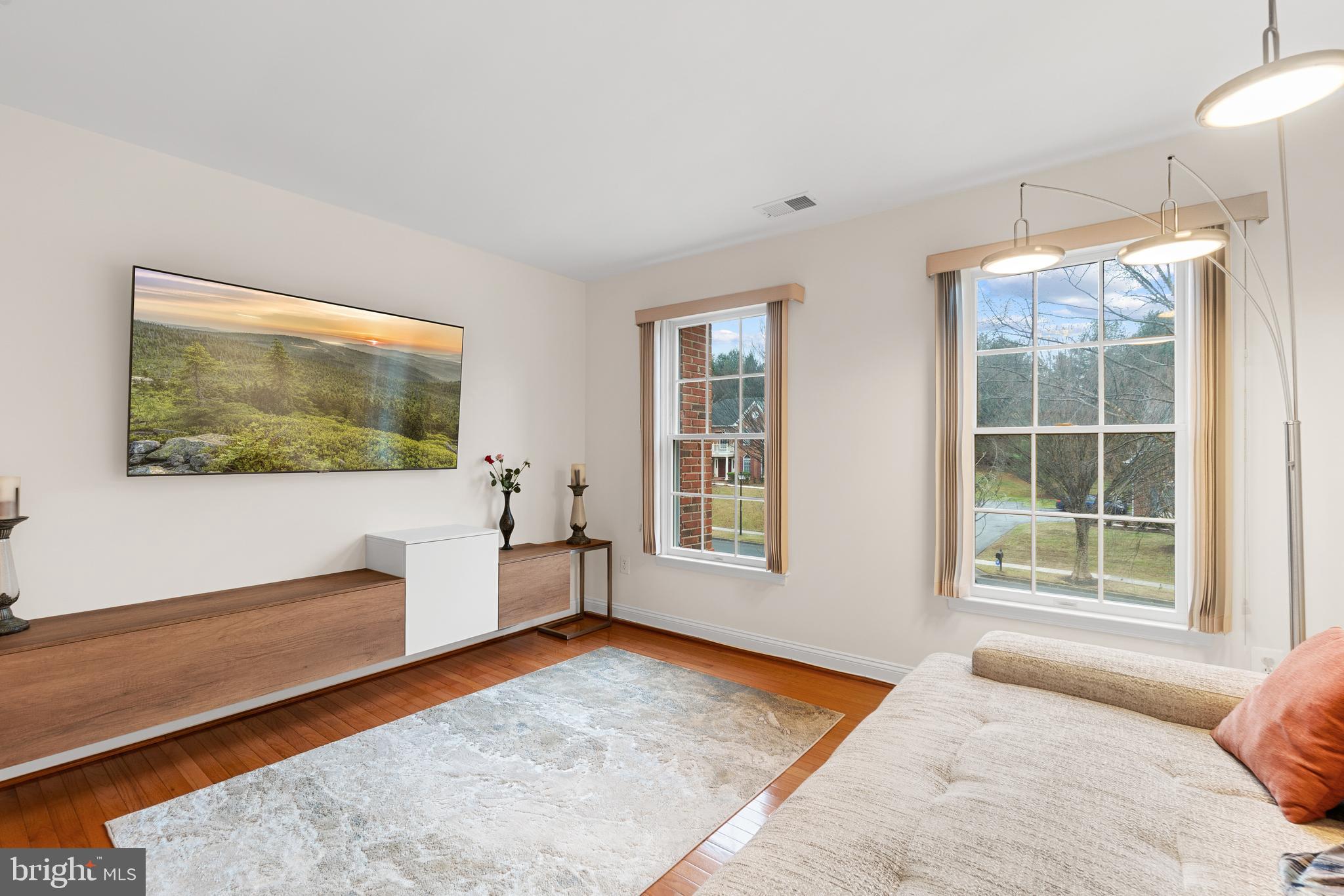 BROOKE MANOR - Residential