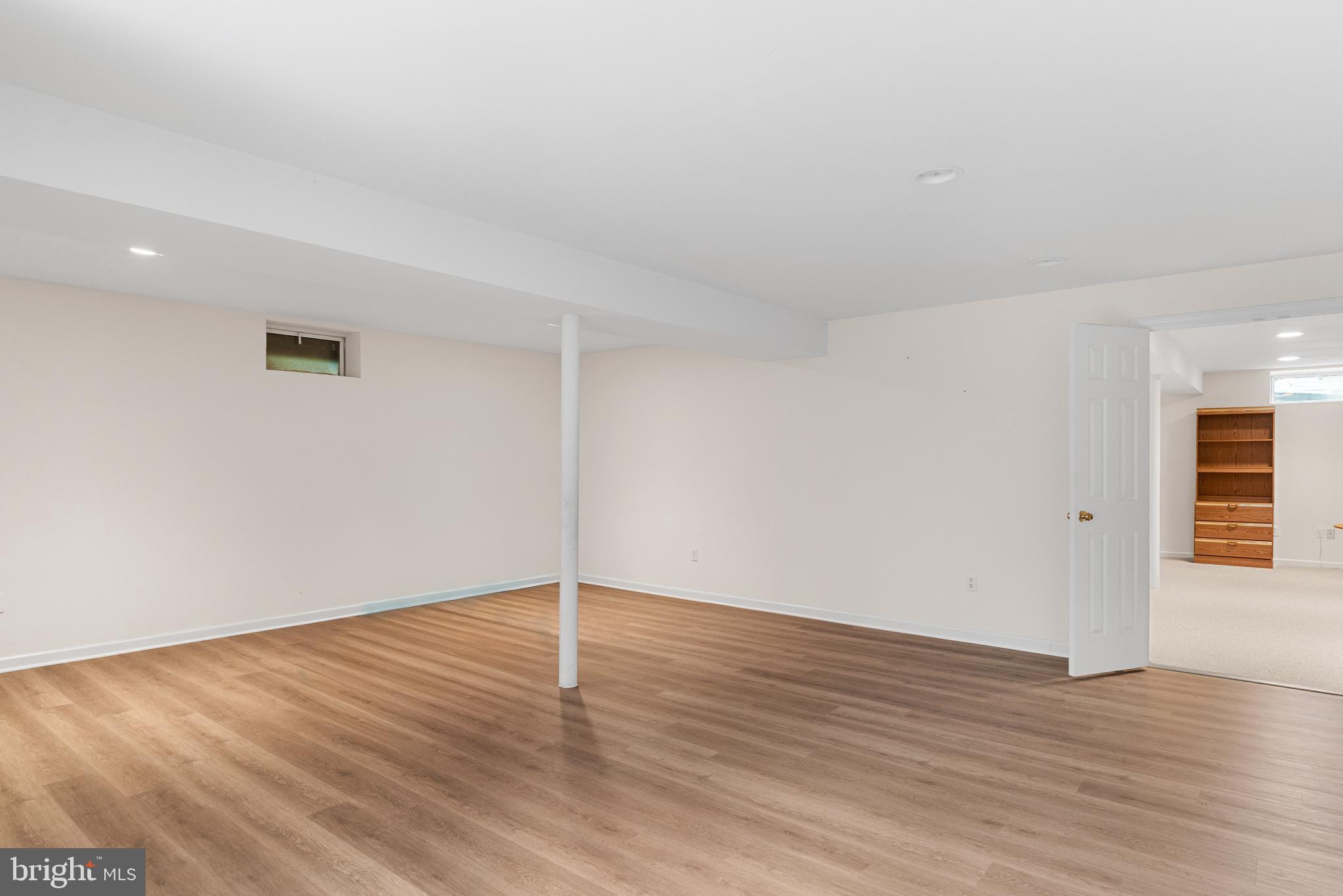 BROOKE MANOR - Residential