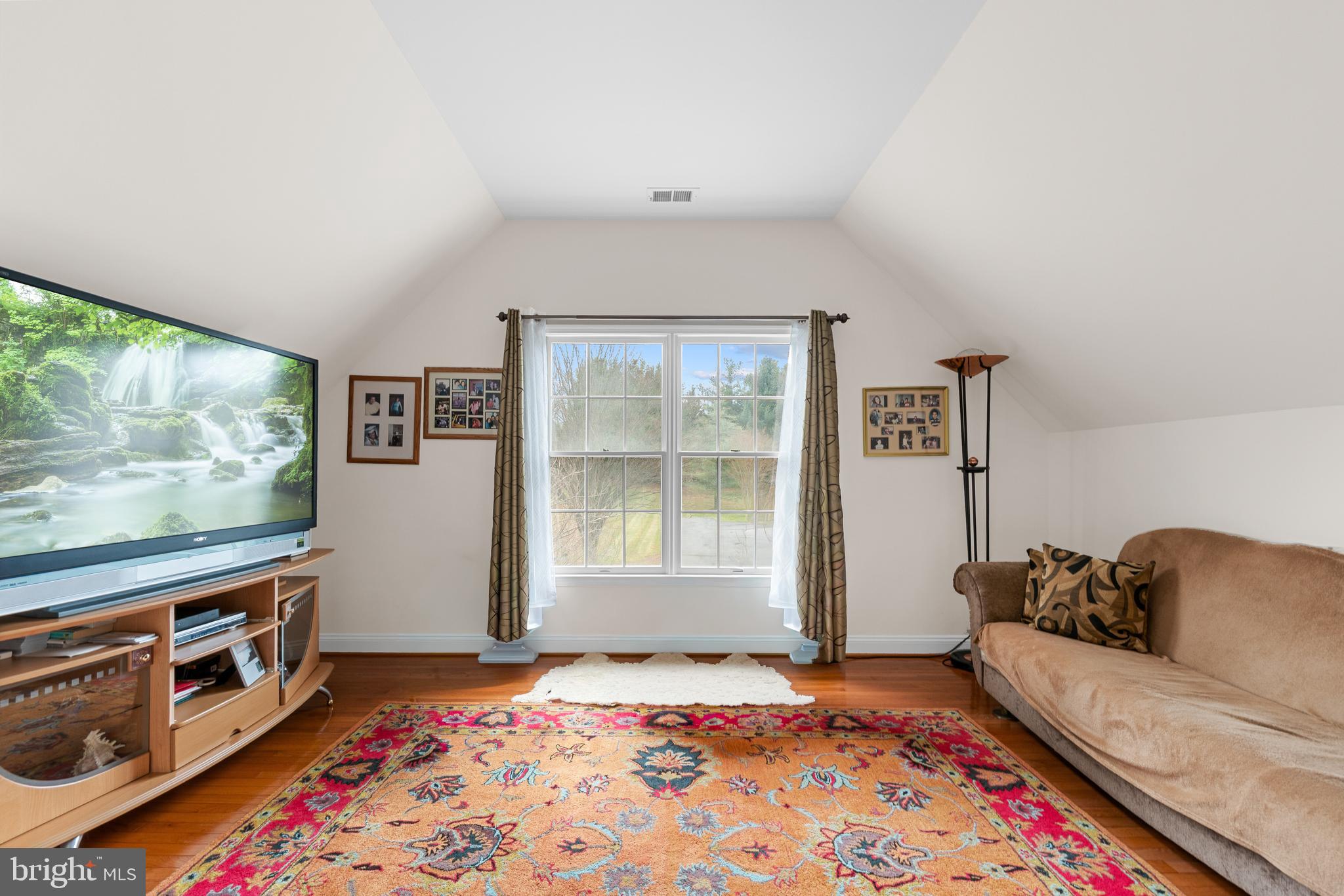 BROOKE MANOR - Residential