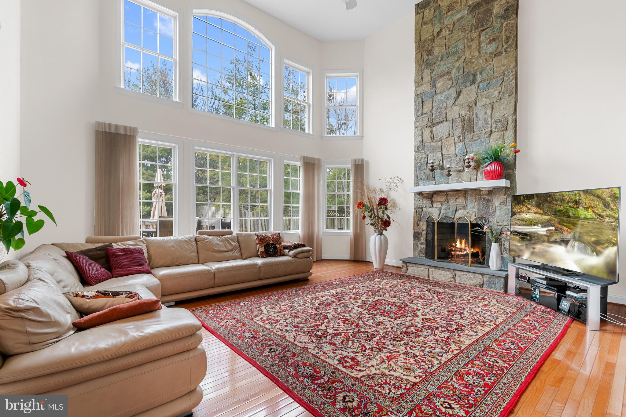 BROOKE MANOR - Residential