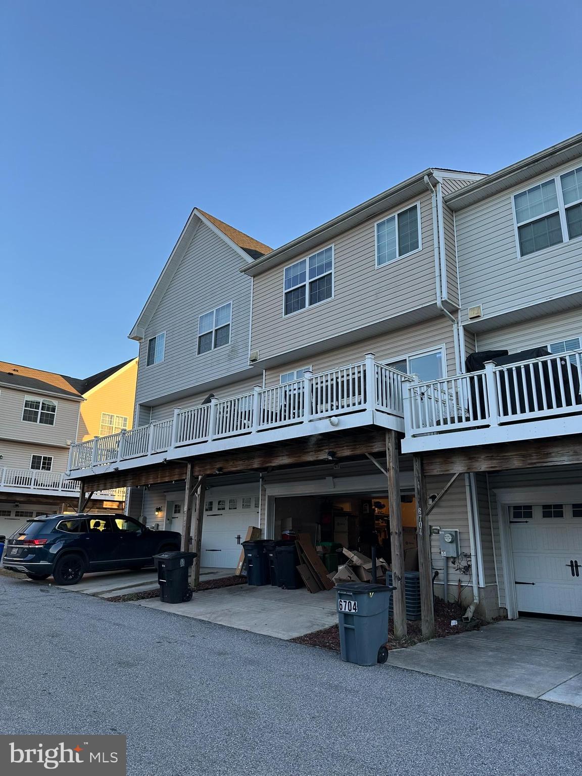 VILLAGES AT PEPPER MILL - Residential