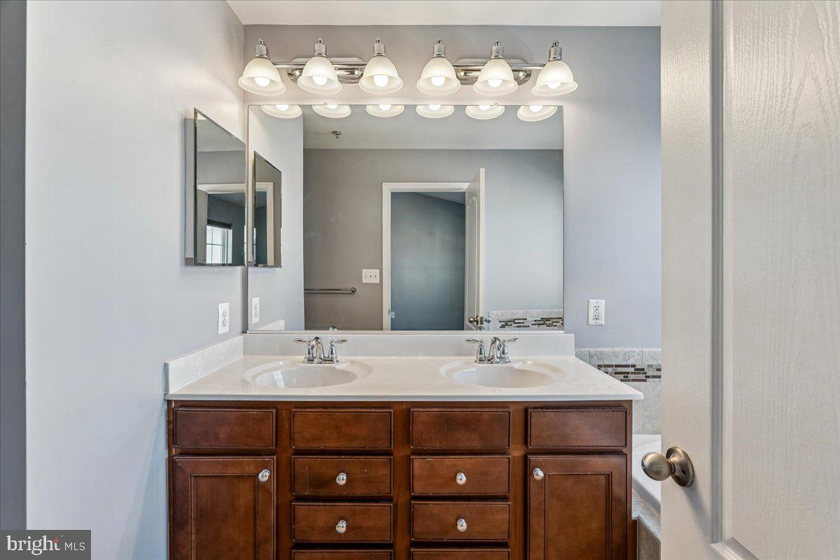 VILLAGES AT PEPPER MILL - Residential