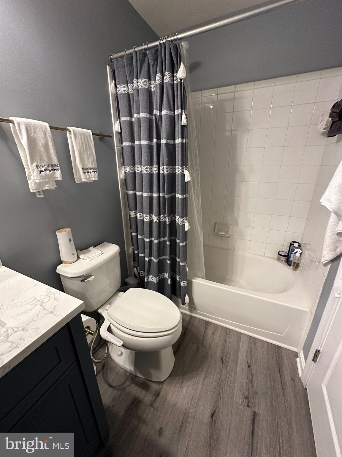 VILLAGES AT PEPPER MILL - Residential