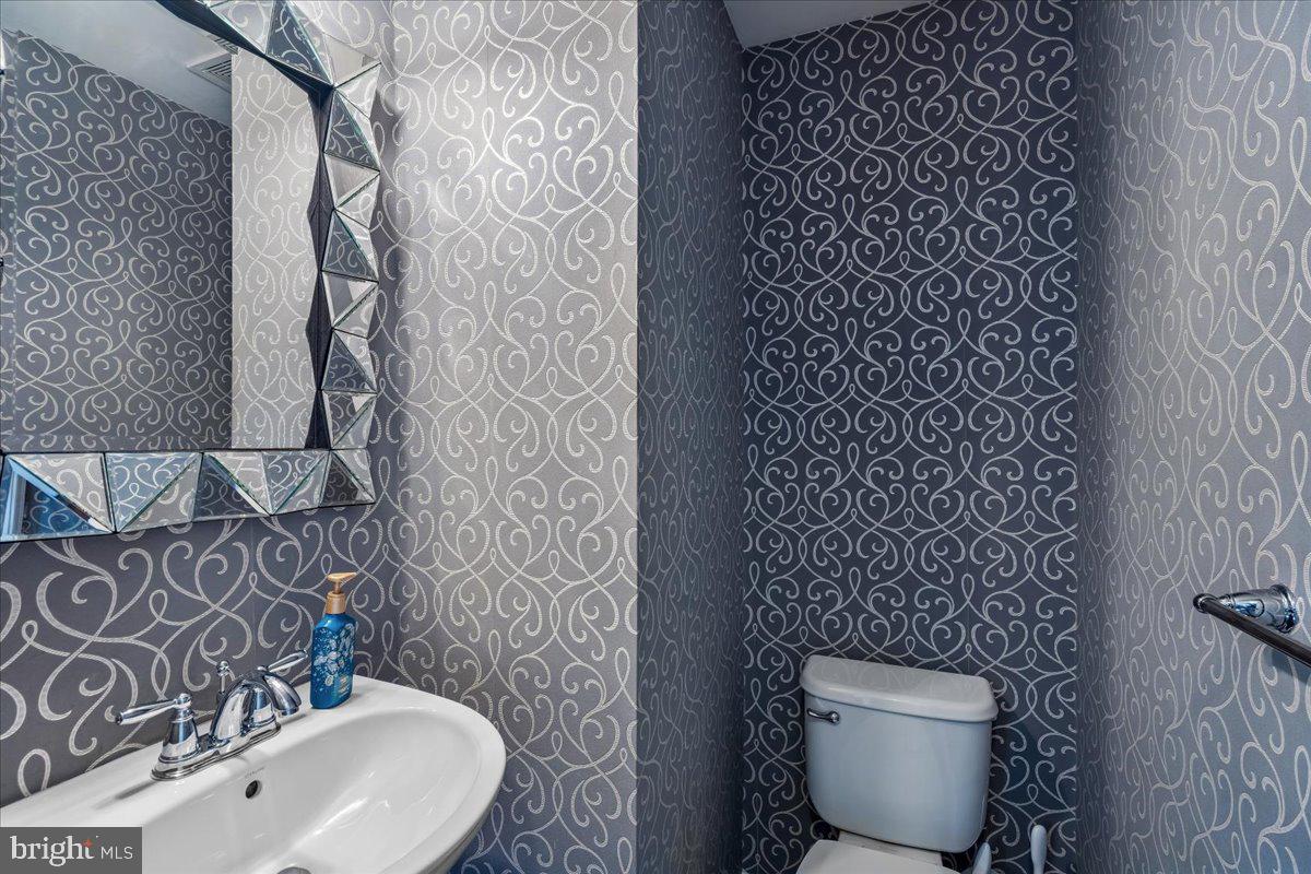 VILLAGES AT PEPPER MILL - Residential