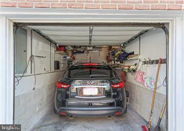 WEST PASSYUNK - Residential Lease