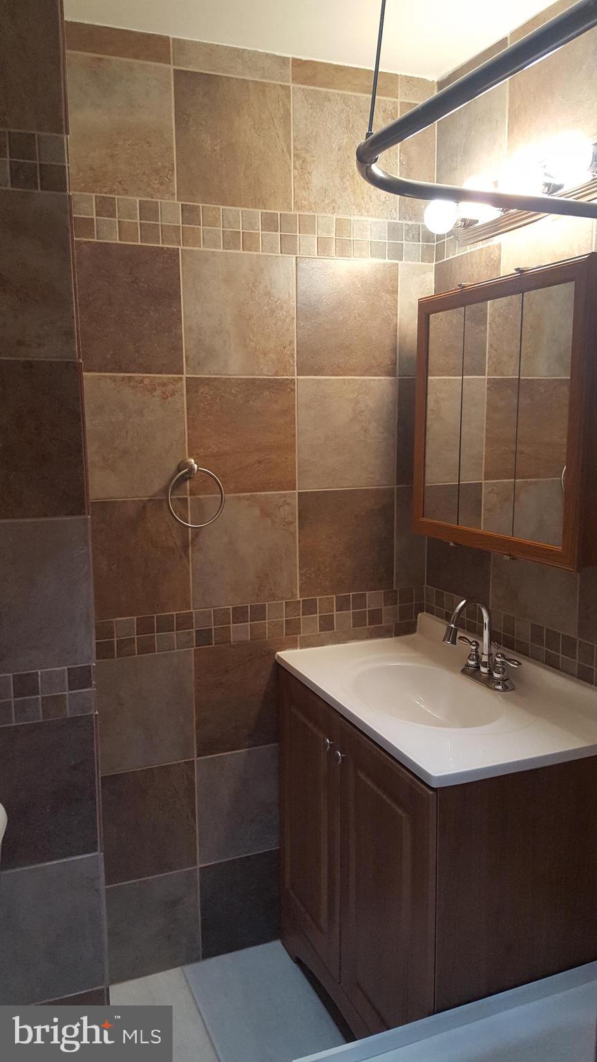 WEST PASSYUNK - Residential Lease