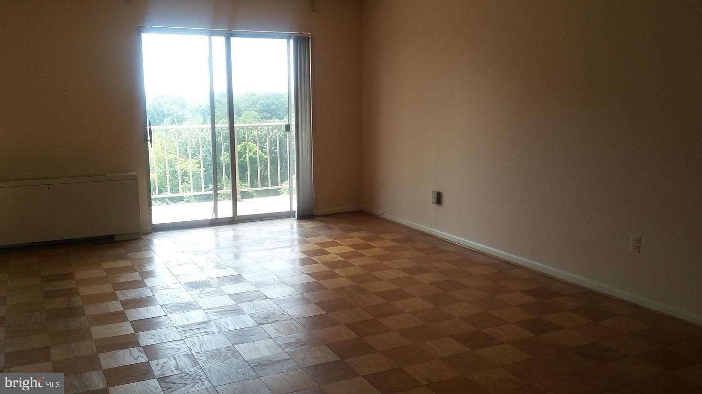 UNIVERSITY TOWERS CODM - Residential