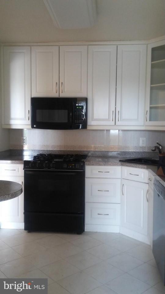 UNIVERSITY TOWERS CODM - Residential