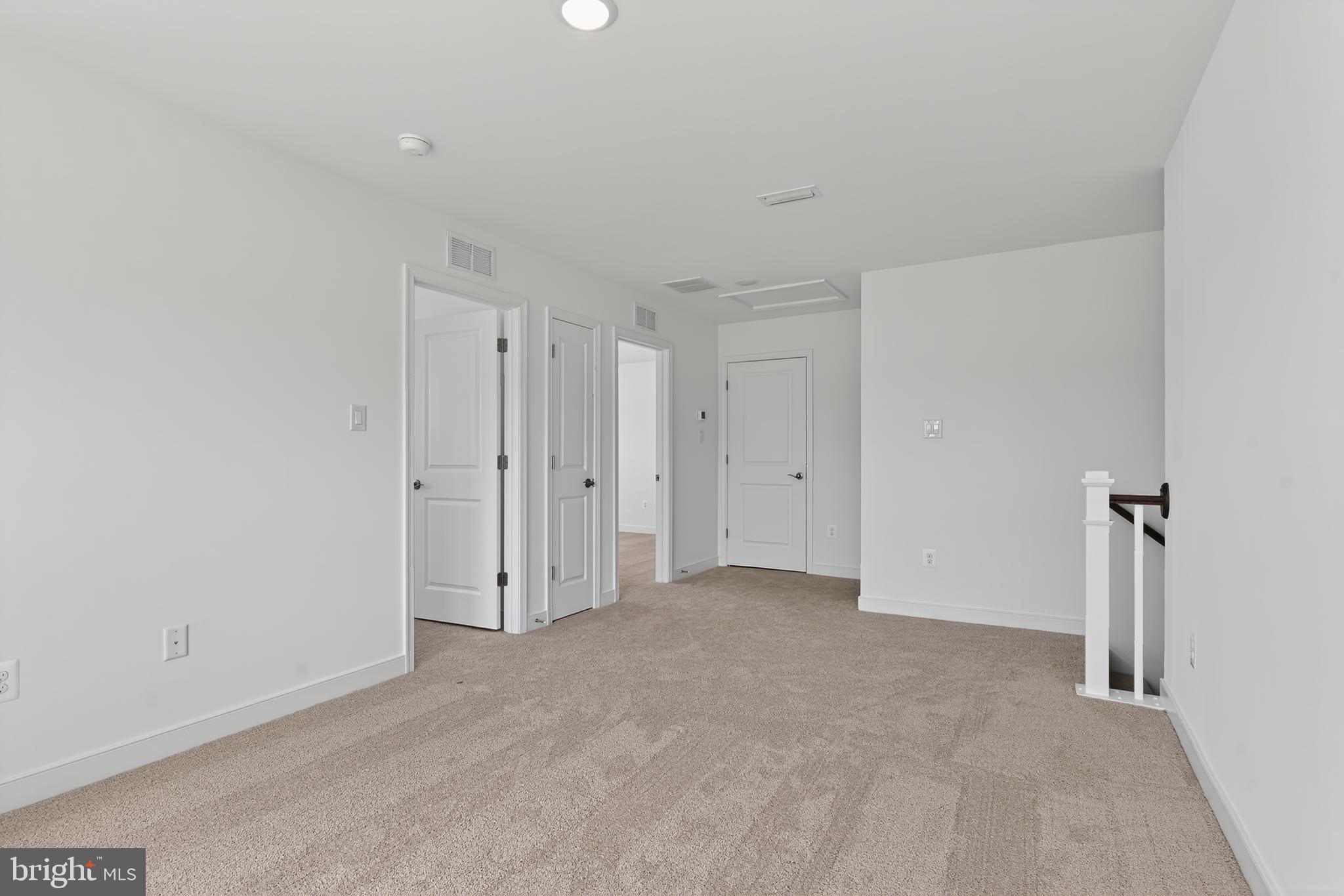 ADMIRAL'S LANDING - Residential