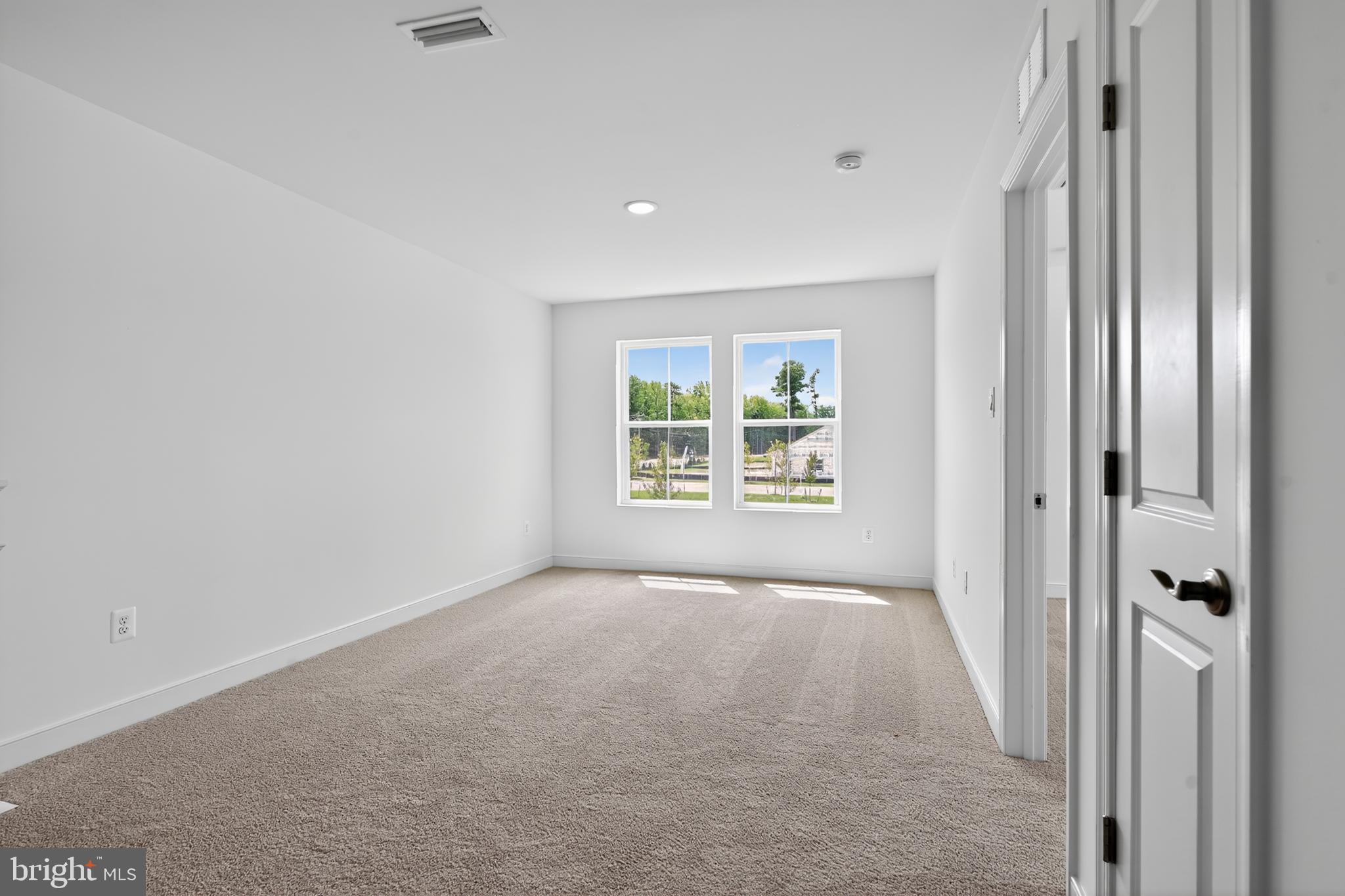 ADMIRAL'S LANDING - Residential