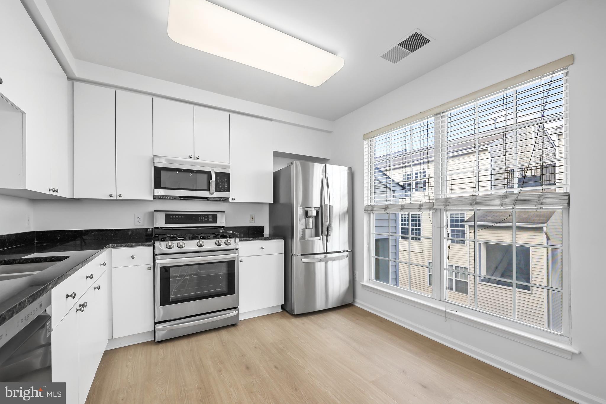 MANORS AT MCNAIR FARMS - Residential