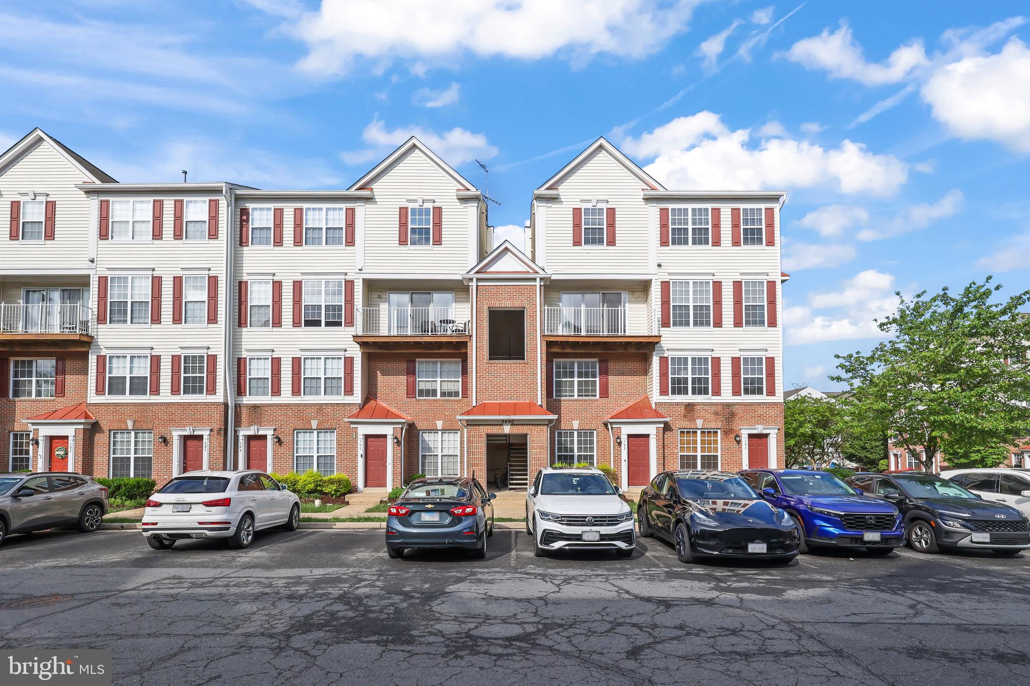 MANORS AT MCNAIR FARMS - Residential