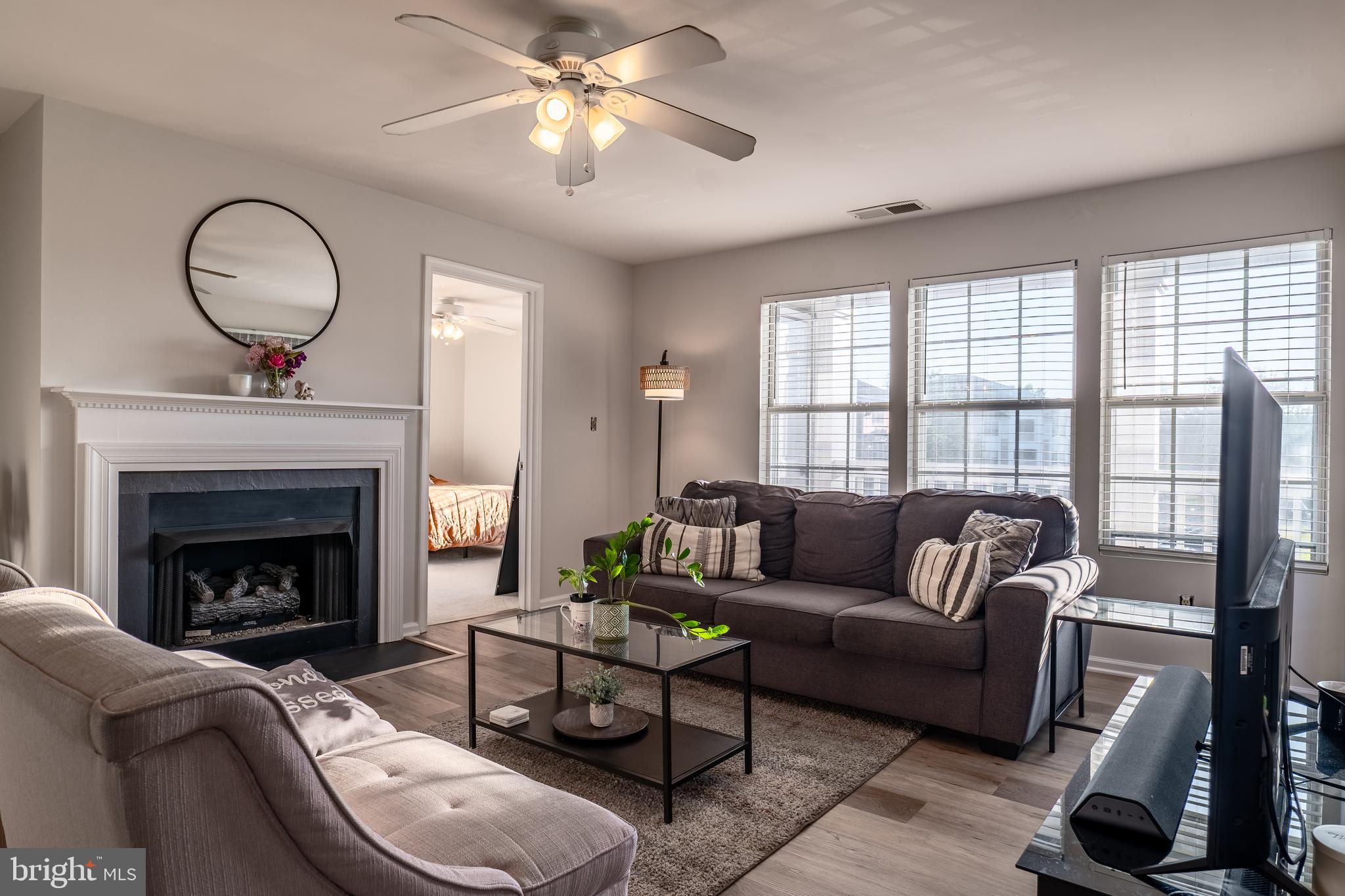 STRATFORD CONDOS - Residential