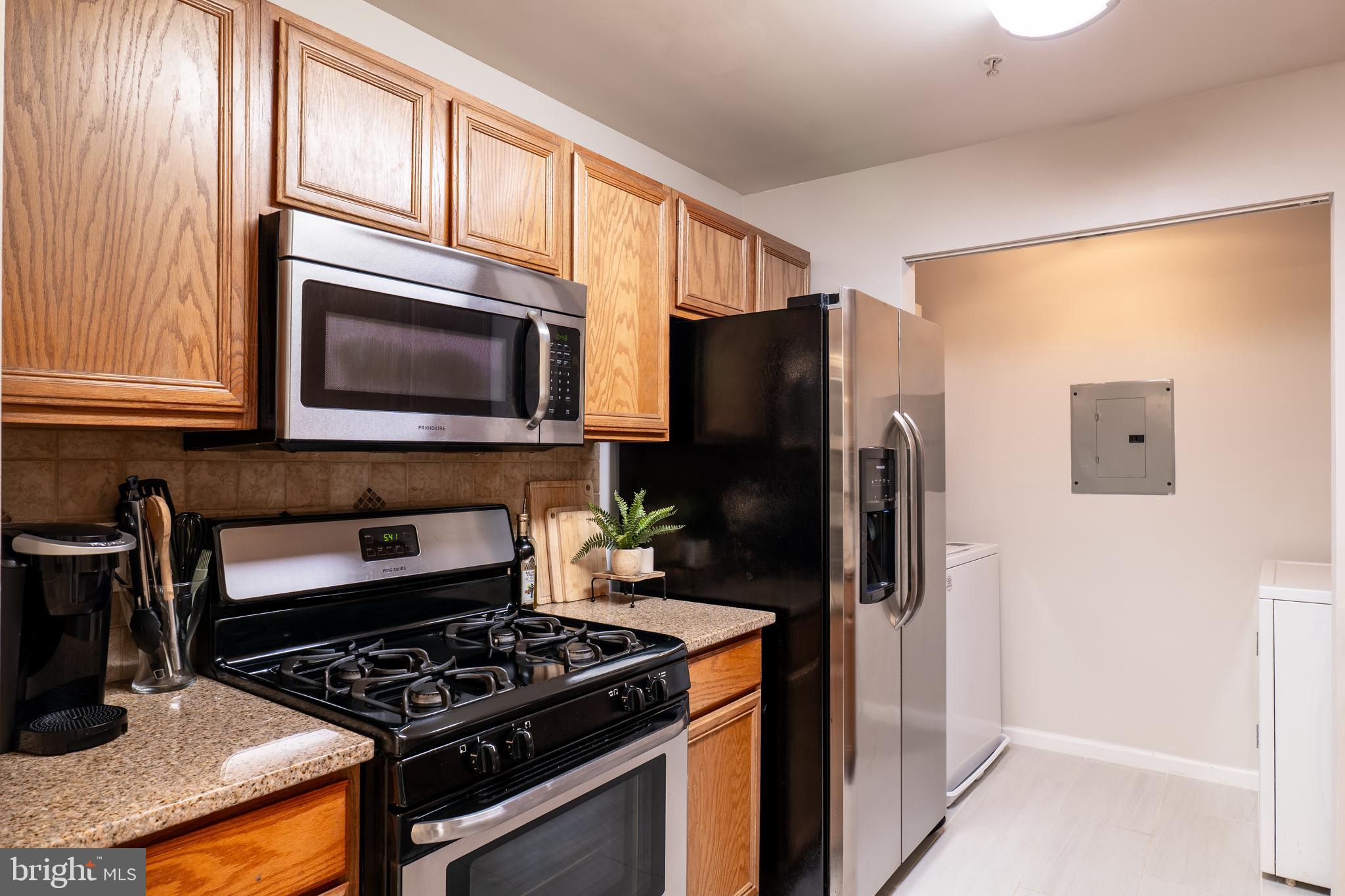 8091 LACY DRIVE 201