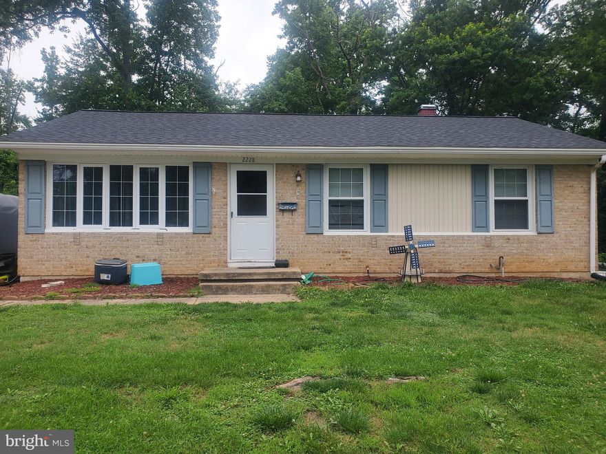 3 BR, 1.5 bath Rancher. Short Sale Professionally Negotiated. Please Refer To Fee Agreement In Docs
investors- Property needs to be Active on the market for at least 7 days before offer can be Ratified. 
Fannie Mae/Freddie Mac Loans: Property needs to be Active on the market for at least 7 days before offer can be Ratified.  FHA-Property needs to be Active on the market for at least 15 days before offer can be Written. USDA/VA-Property must be Active on the market for at least 15 days before offer can be Ratified