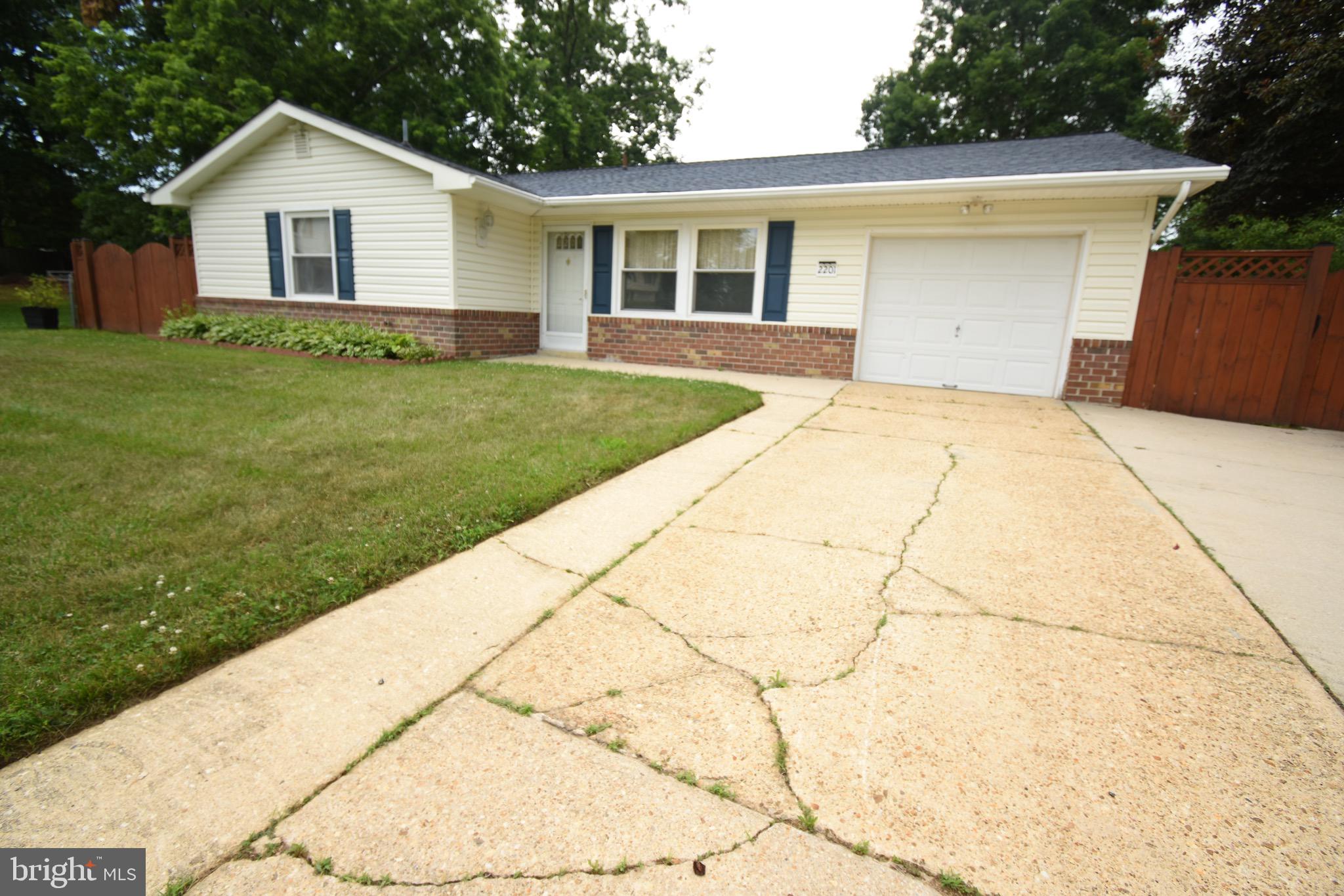 STRAWBERRY HILLS - Residential