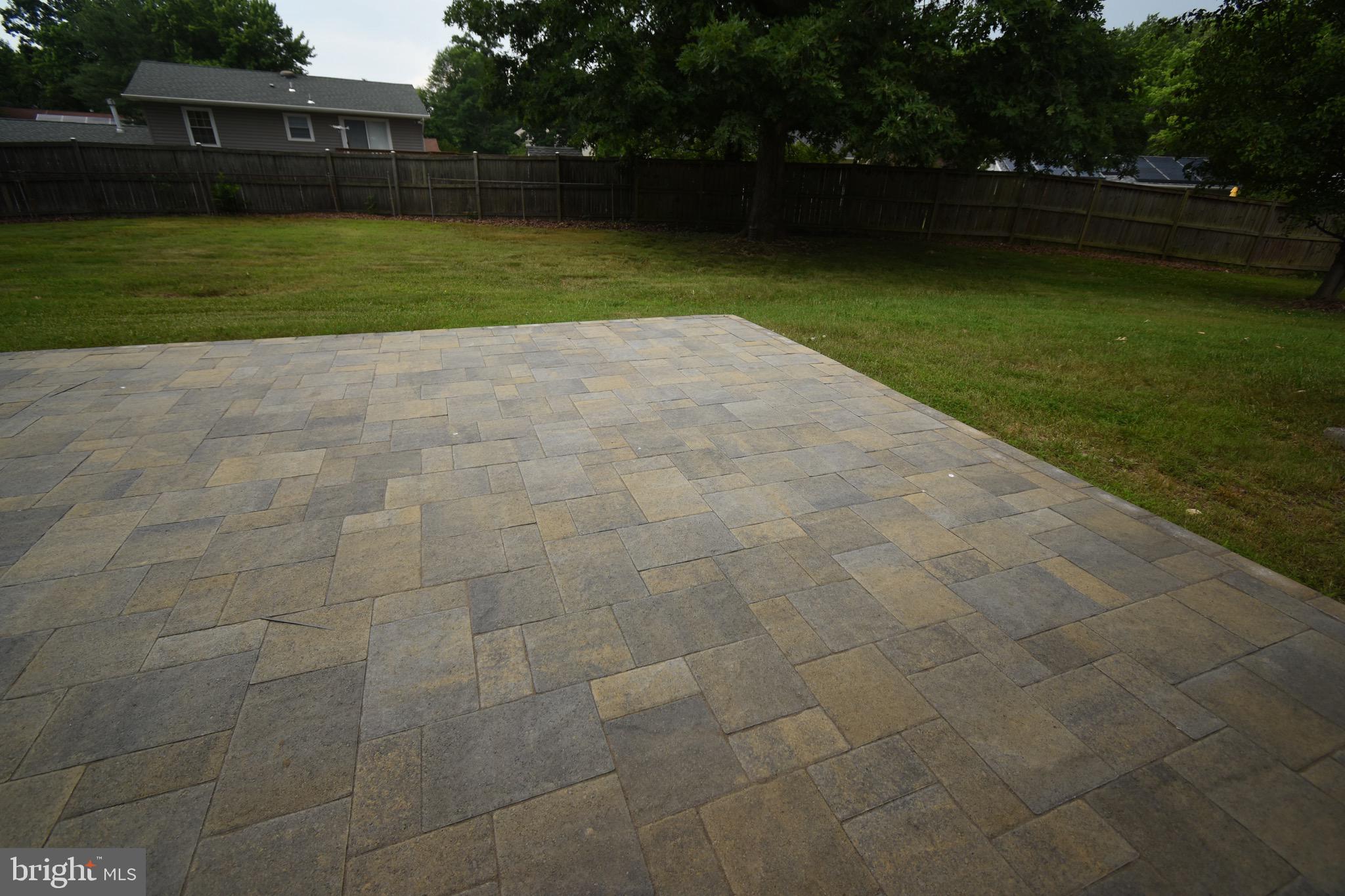 STRAWBERRY HILLS - Residential