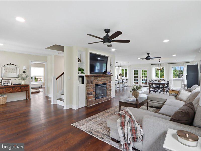 PASADENA - Residential