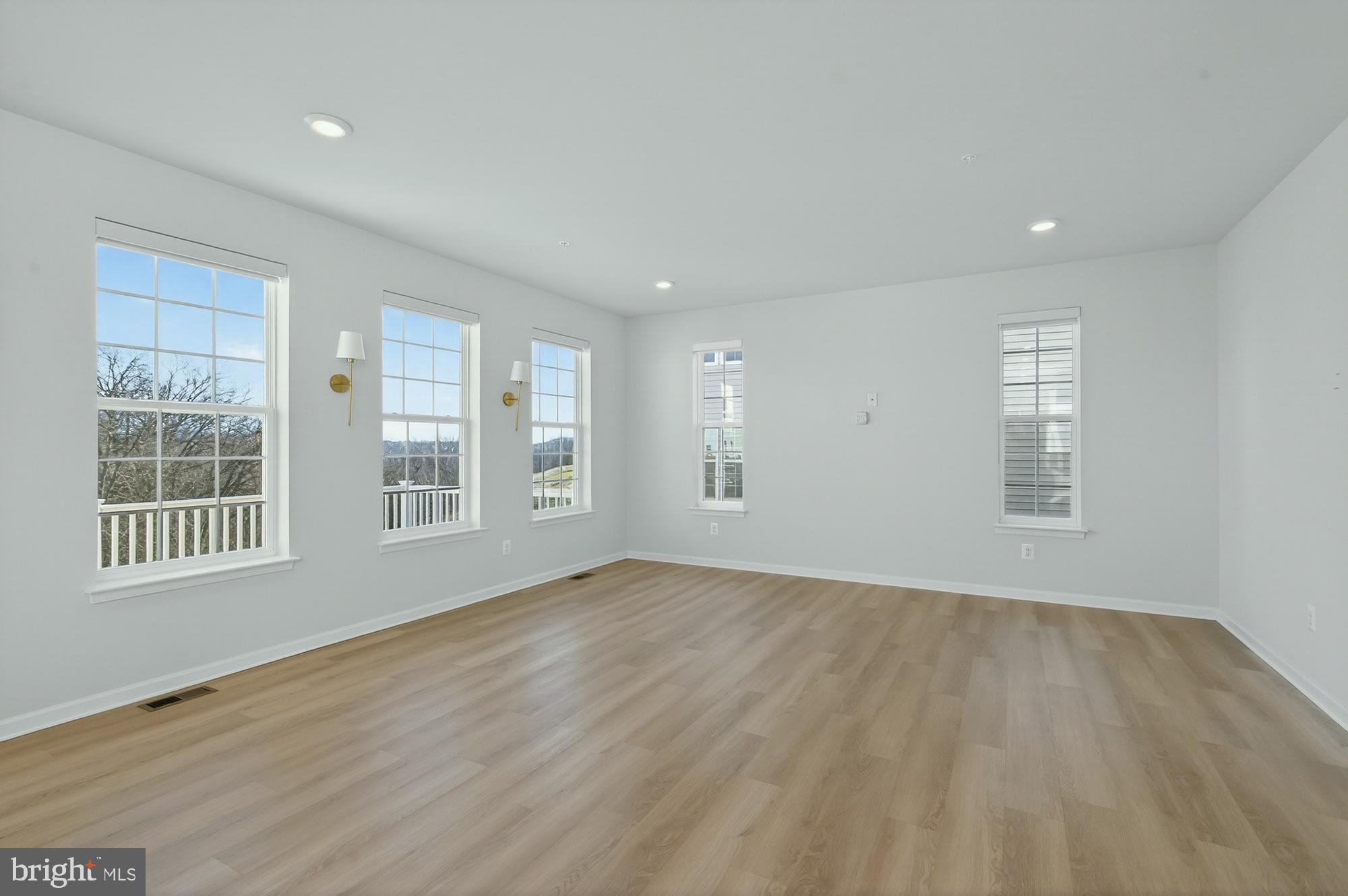 BRUNSWICK CROSSING - Residential