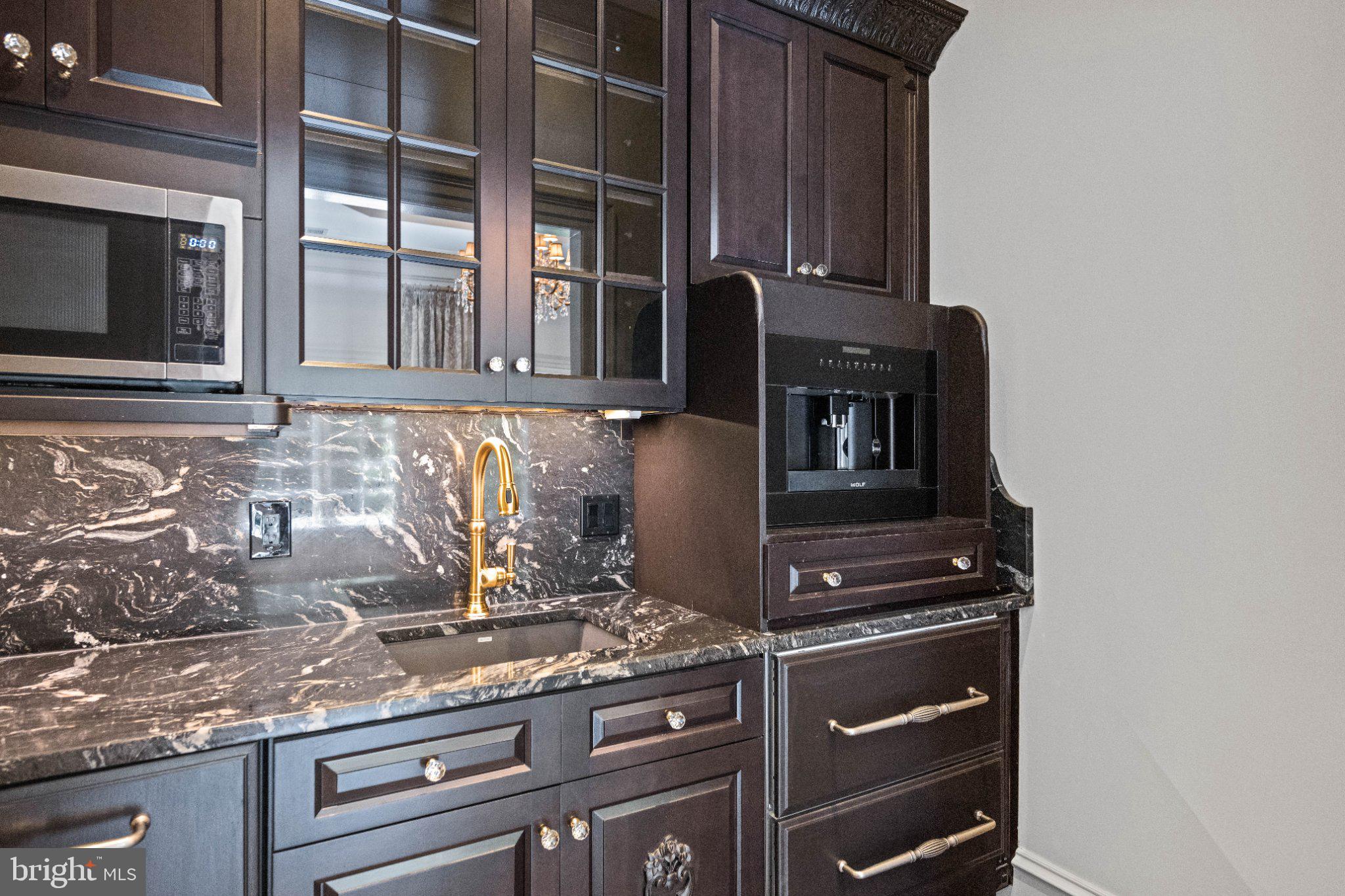 JACKSON HILLS - Residential