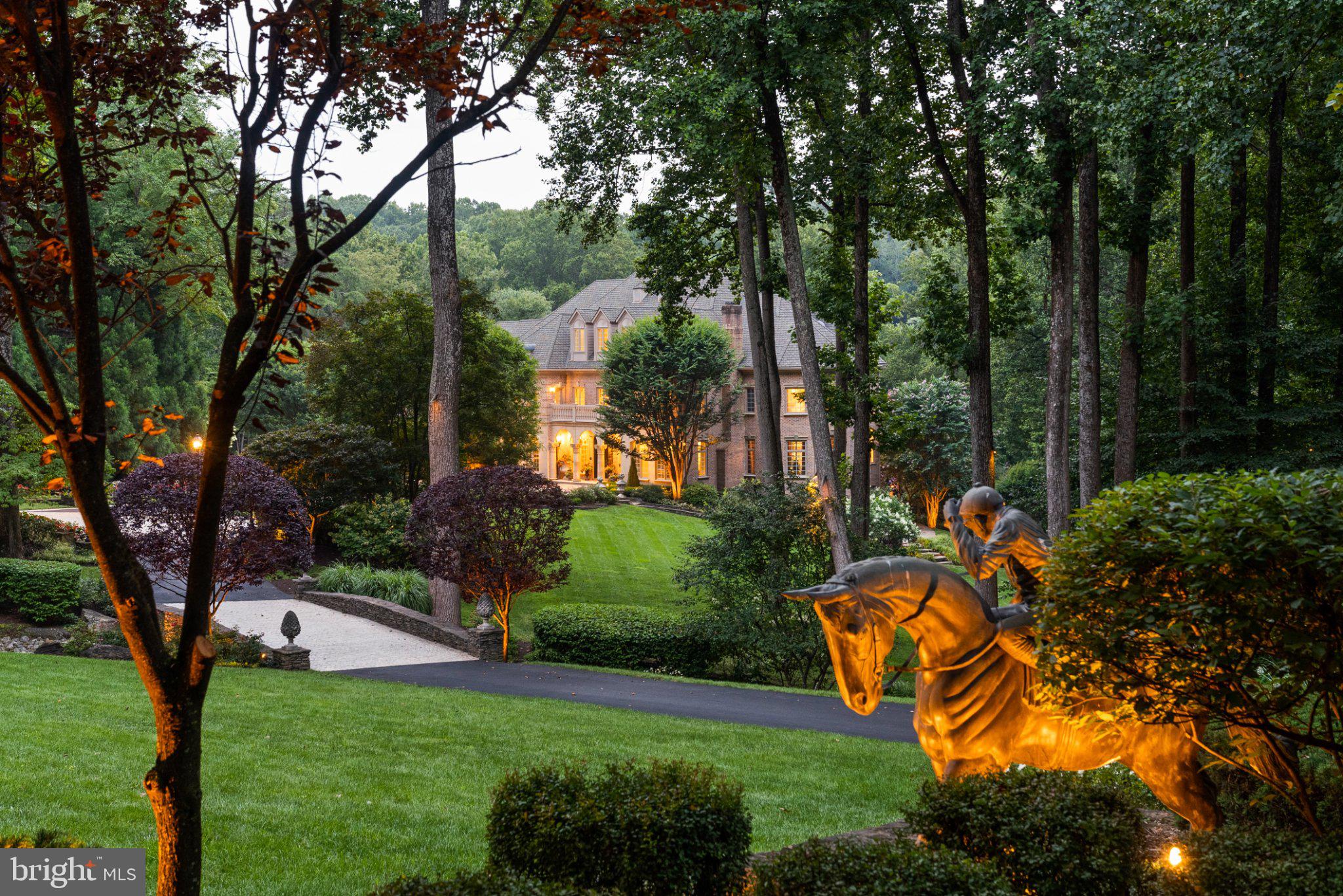 JACKSON HILLS - Residential
