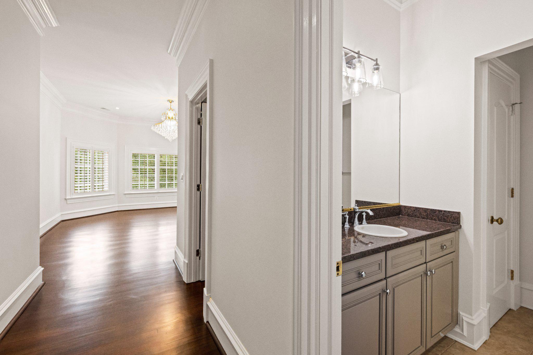 JACKSON HILLS - Residential