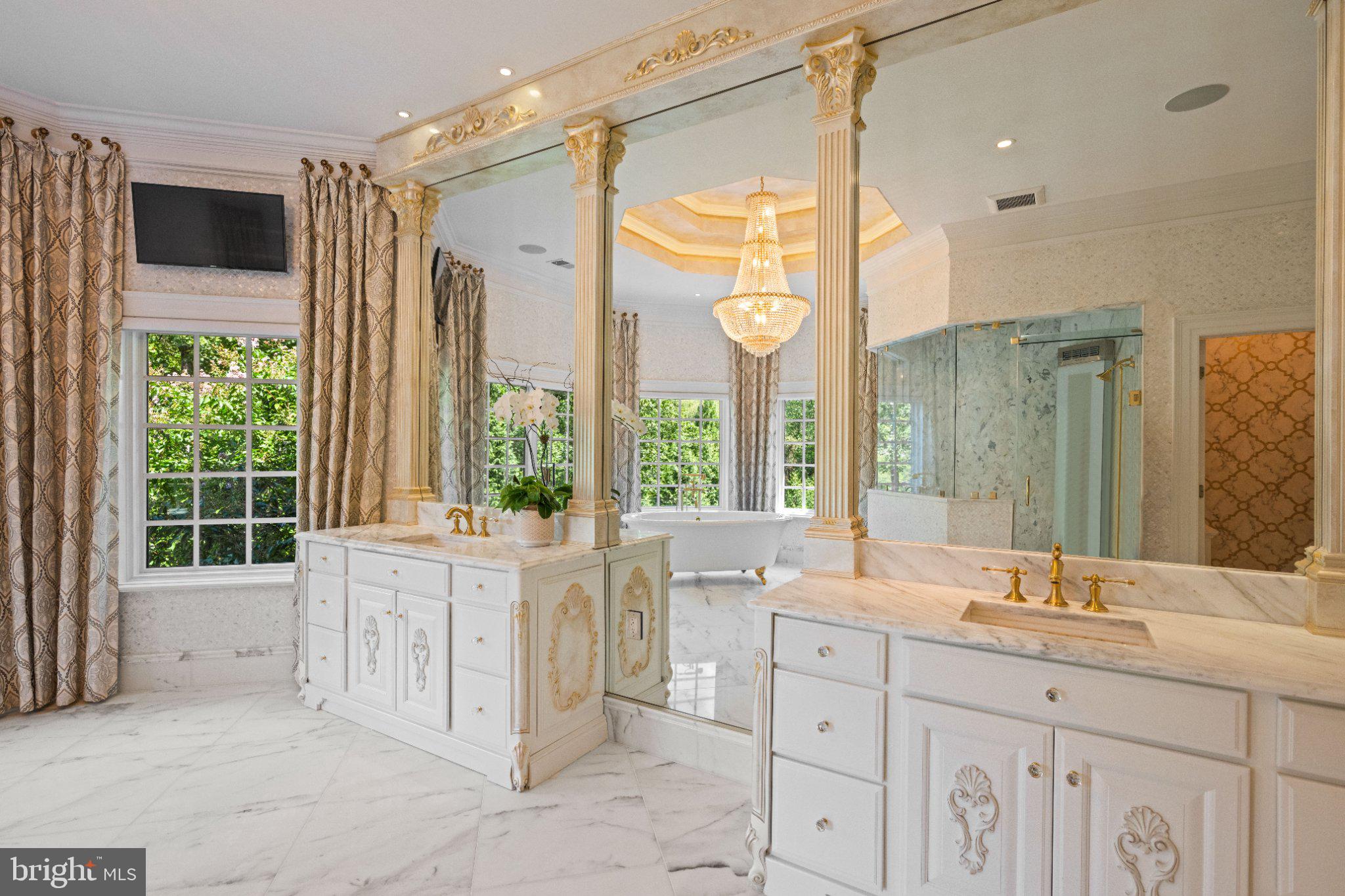 JACKSON HILLS - Residential