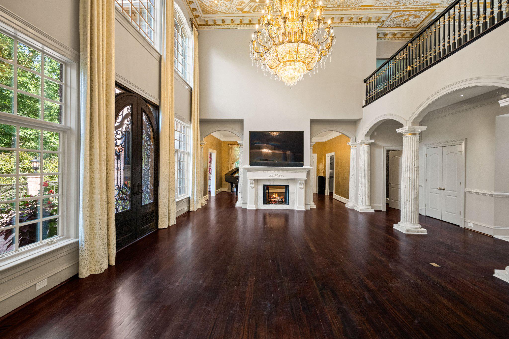 JACKSON HILLS - Residential
