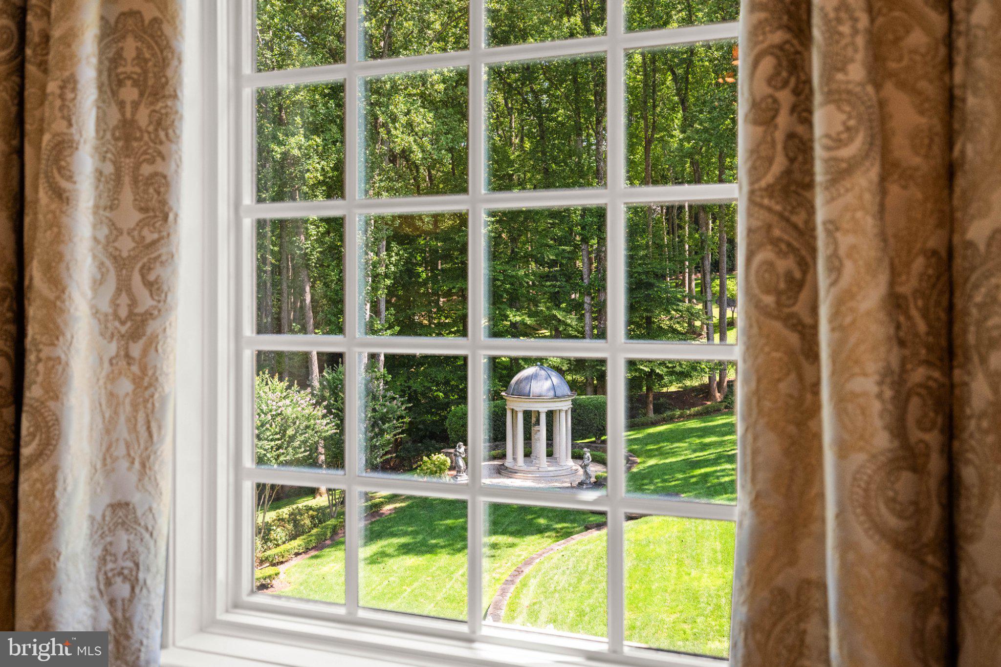 JACKSON HILLS - Residential