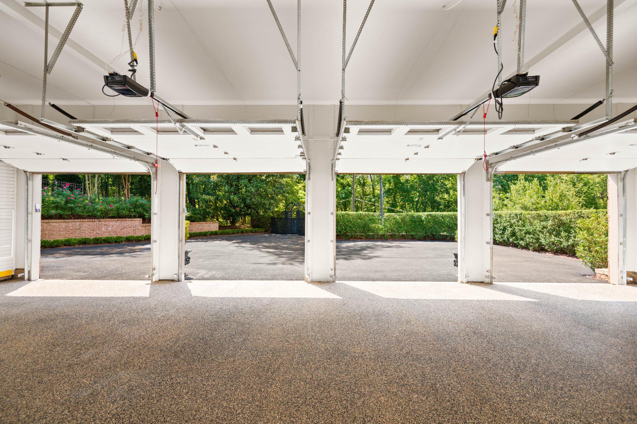 JACKSON HILLS - Residential