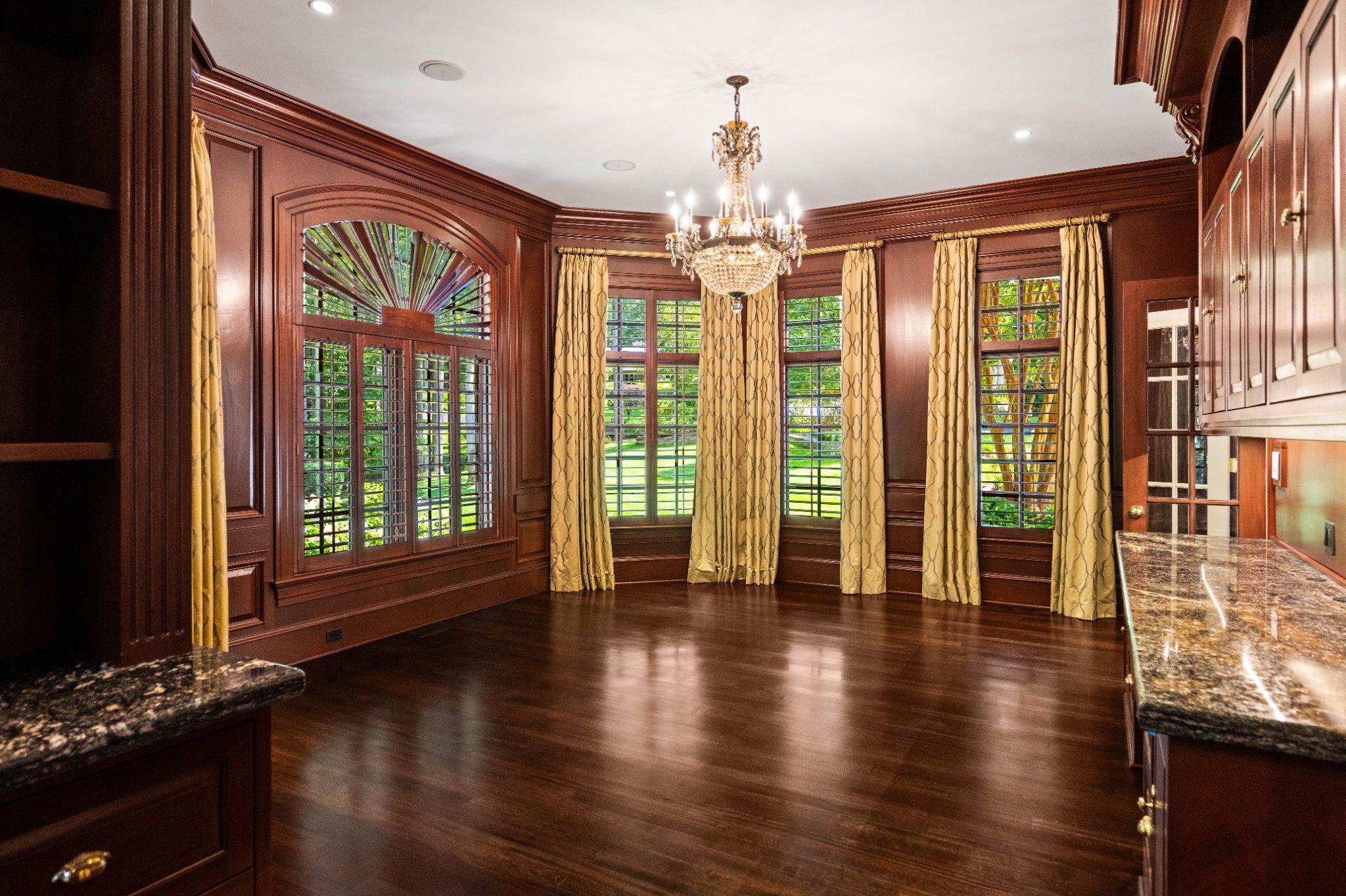 JACKSON HILLS - Residential
