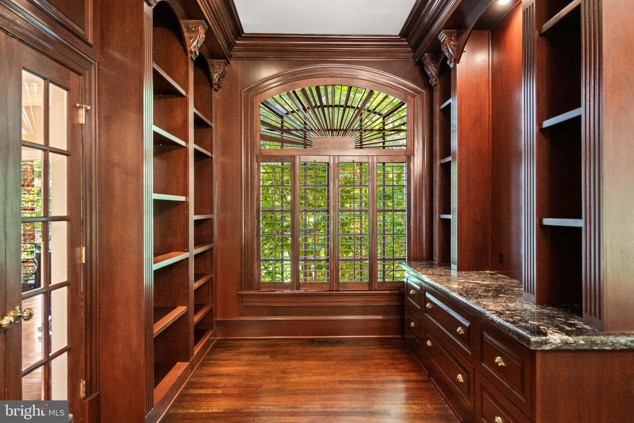 JACKSON HILLS - Residential