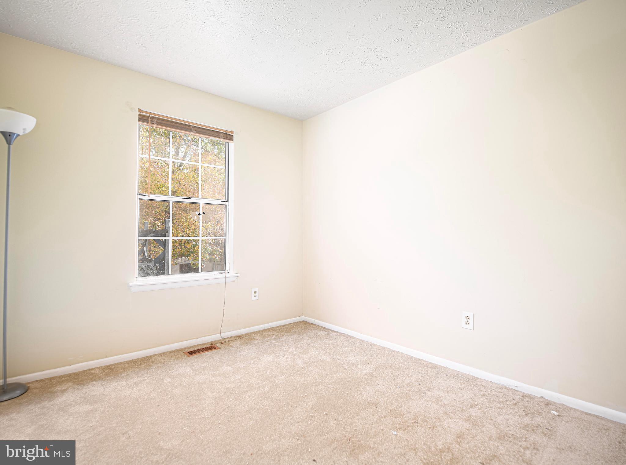 HARBOUR OAKS - Residential