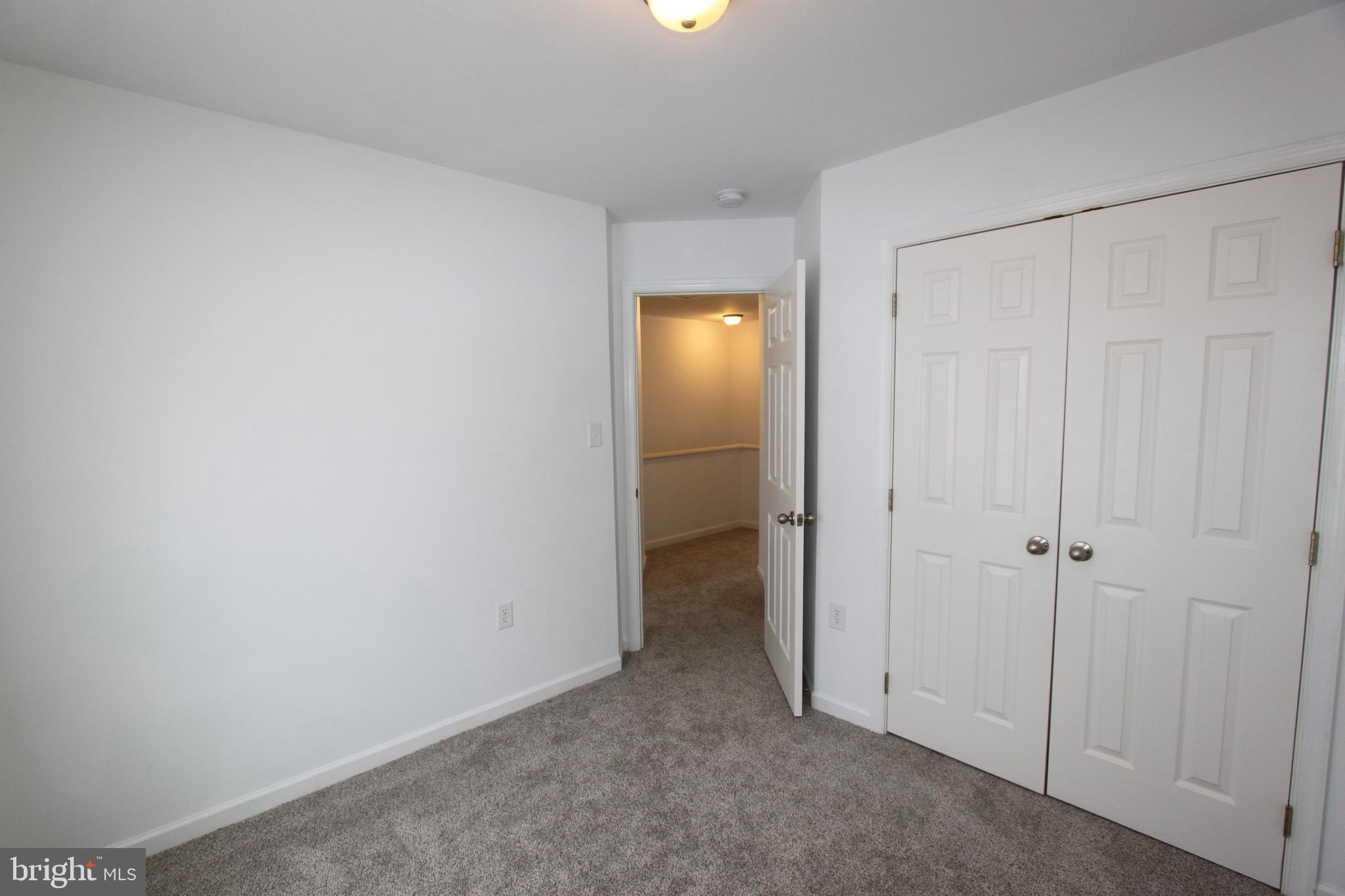 BOYDS CROSSING - Residential Lease