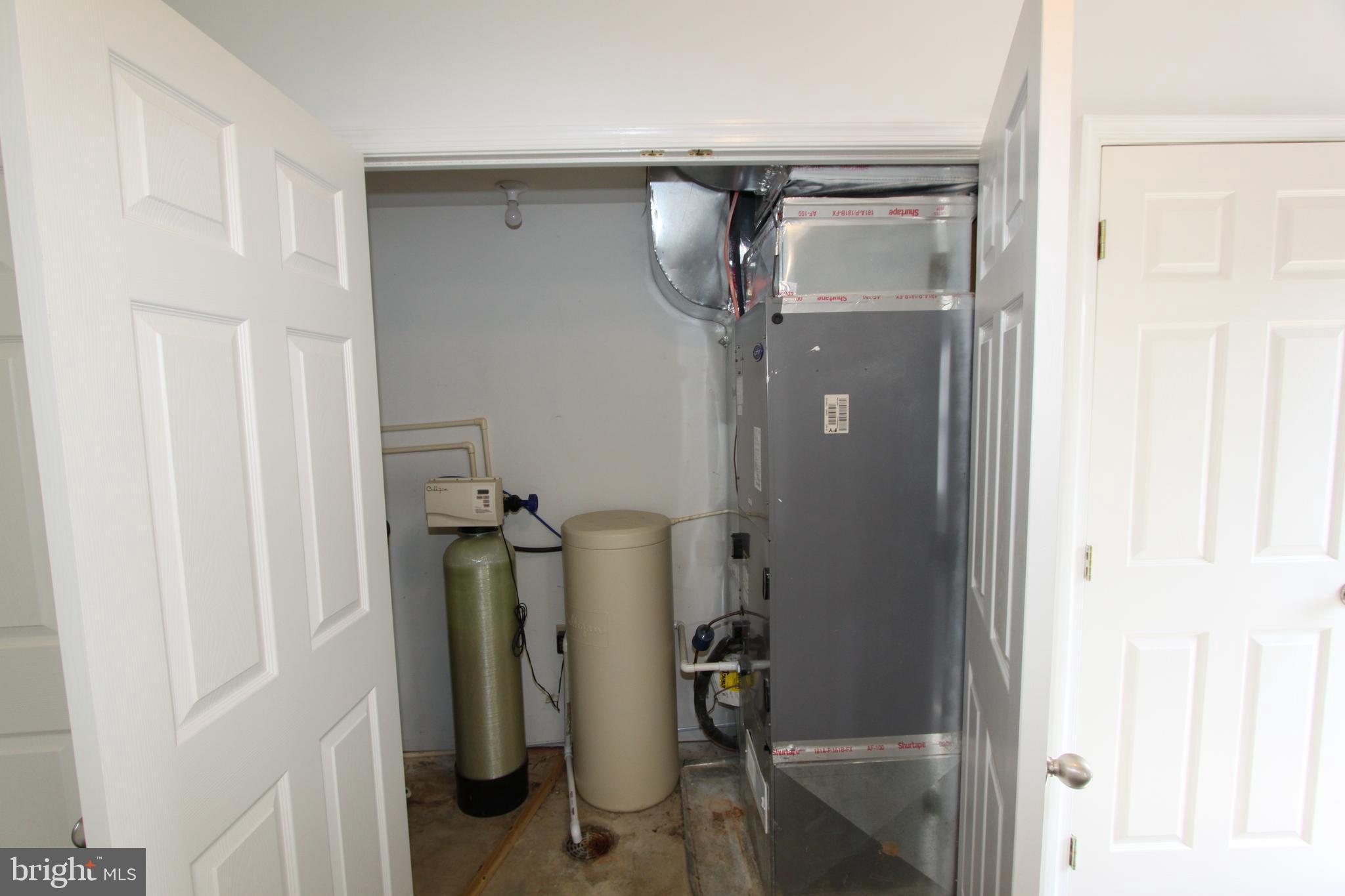 BOYDS CROSSING - Residential Lease