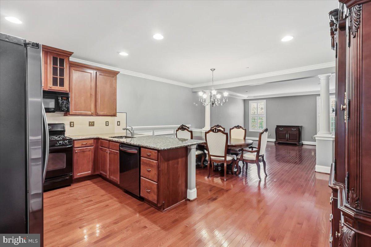2463 MERRI CLAUDE DRIVE